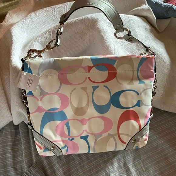 Coach Carly Signature Optic Hobo Bag jacquard fabric silver leather trim/chain - Picture 3 of 16